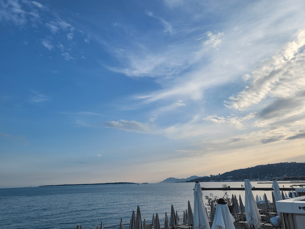 Tufft i värmen och vattnet snart lika&nbsp;varmt.